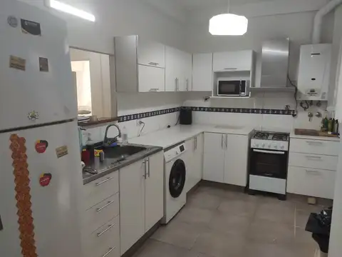 Departamento amoblado dueño directo 3 ambientes, 2 patios, 1 despensa, pb