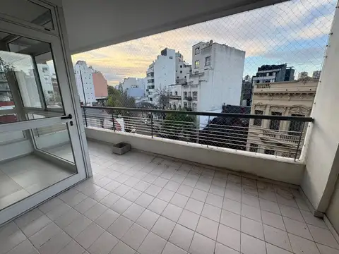 Departamento en alquiler 3 ambientes en barrio norte