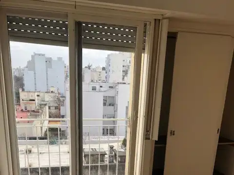 Depto. 2 amb contrafrente  muy comodo