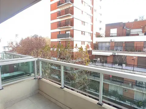 Departamento en belgrano barrancas piso alto al frente con balcón y cochera