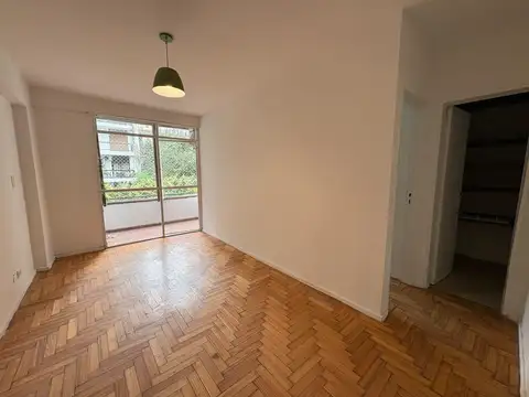 Belgrano, alquiler departamento de 2 ambientes con balcón, 42m2 totales, excelente estado y luminoso