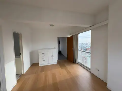 Monoambiente con cochera