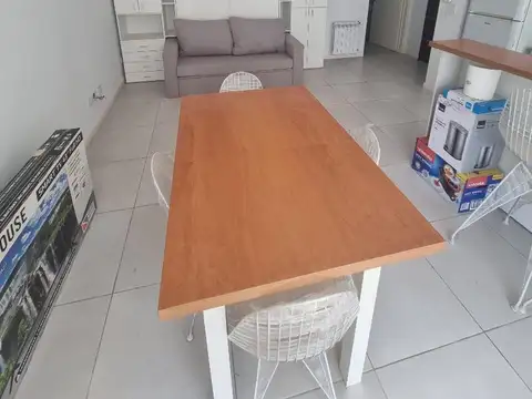 Departamento monoambiente al frente con balcon amoblado