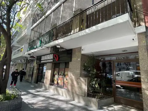 Alquiler 4 ambientes con balcón