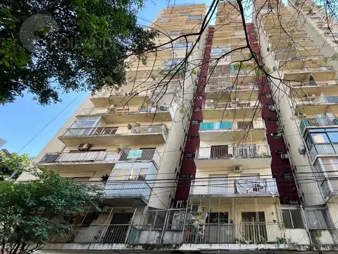 Oportunidad venta dos ambientes a refaccionar en caballito  primera junta