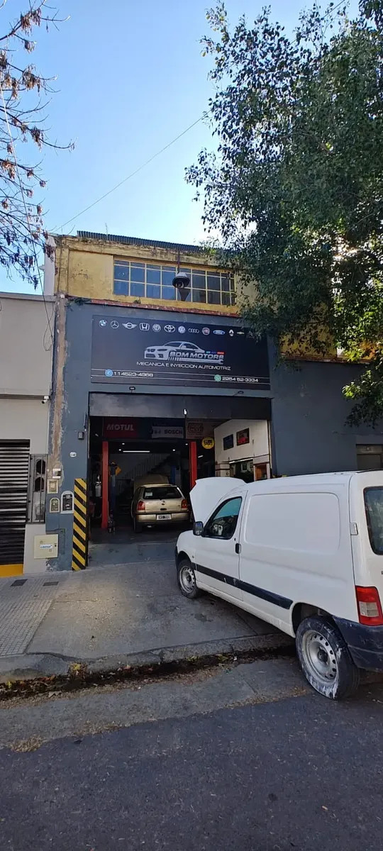 Local en venta villa urquiza - apto taller automotor
