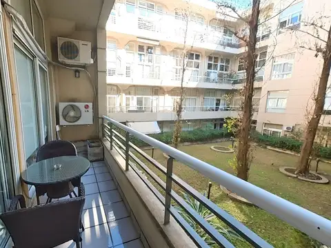 Luminoso tres ambientes - cochera, baulera, amenities - venta colegiales