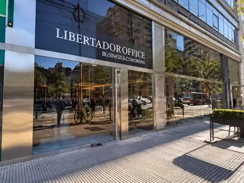 Venta oficina premium  en av libertador 65m2