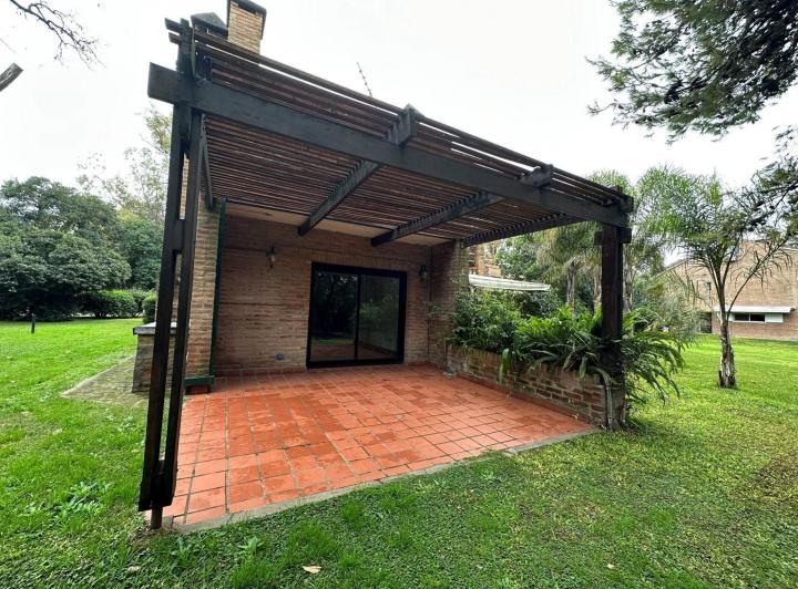 Casa · 109m² · 3 Ambientes · 1 Cochera