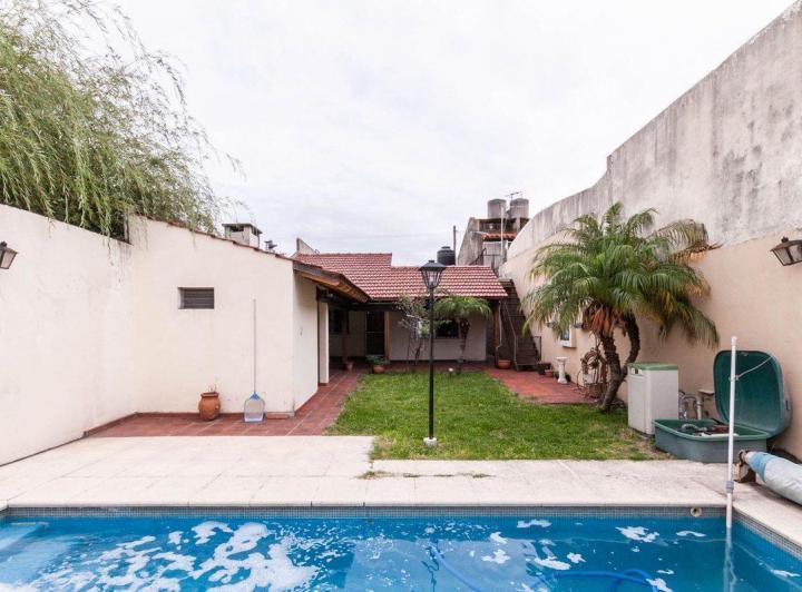 Casa · 168m² · 3 Ambientes · 1 Cochera