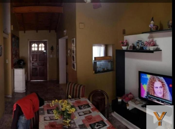 Casa · 90m² · 6 Ambientes