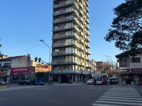 Departamento en Venta en La Lucila-Vias/Maipu, La Lucila