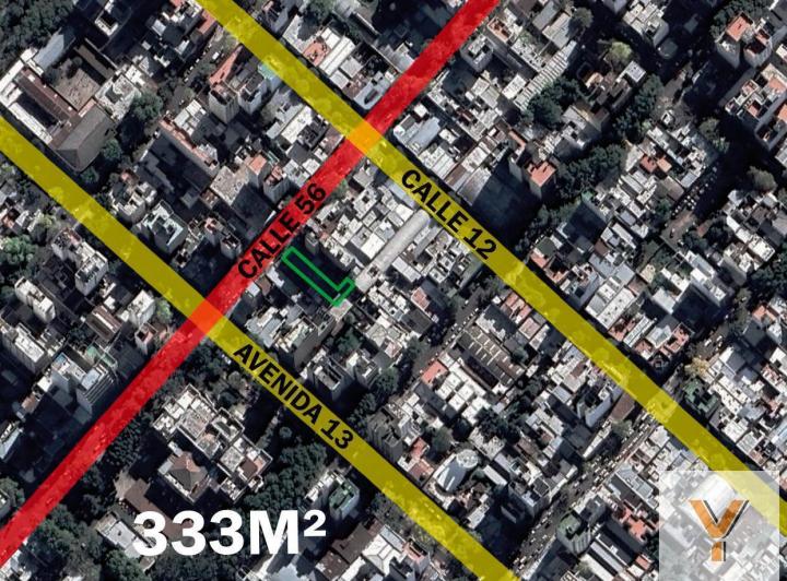 Terreno · 323m² · 8 Ambientes
