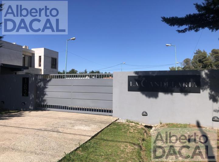 Terreno · 373m²