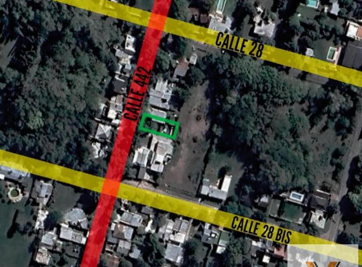 Terreno · 240m²