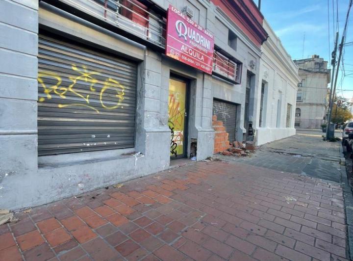 Local comercial · 130m²