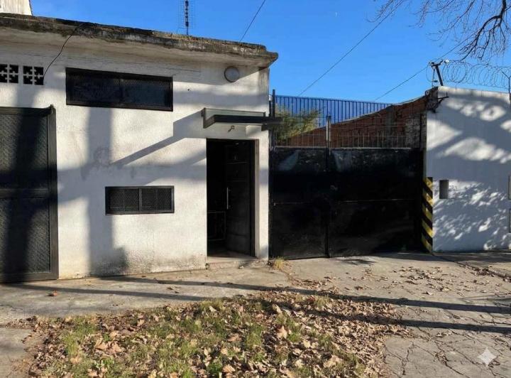 Bodega-Galpón · 200m²