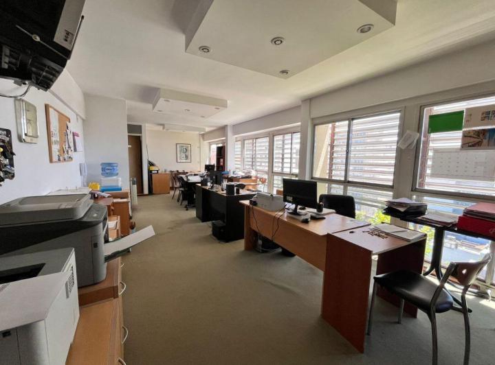 Oficina comercial · 87m² · 4 Ambientes