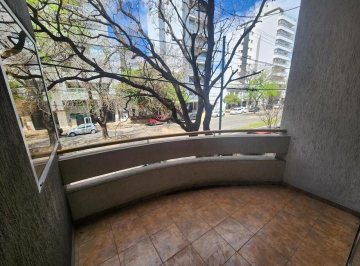 Departamento · 45m² · 2 Ambientes · 1 Cochera