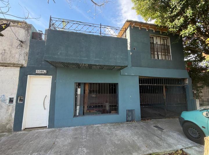 Casa · 150m² · 5 Ambientes · 2 Cocheras