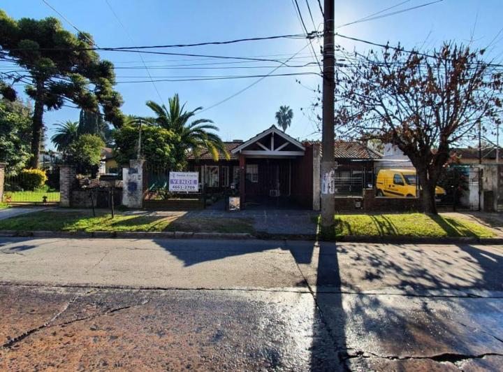 Casa · 115m² · 4 Ambientes · 1 Cochera