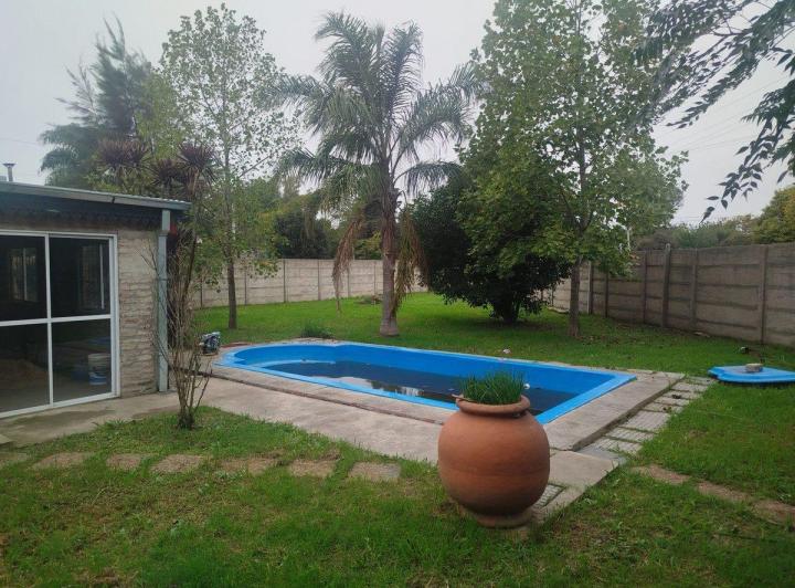 Casa · 103m² · 4 Ambientes · 1 Cochera