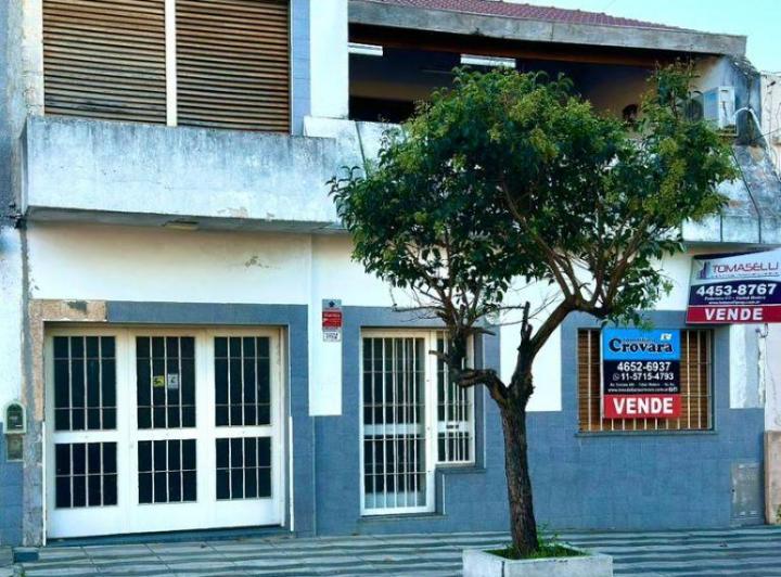 Casa · 150m² · 6 Ambientes · 1 Cochera