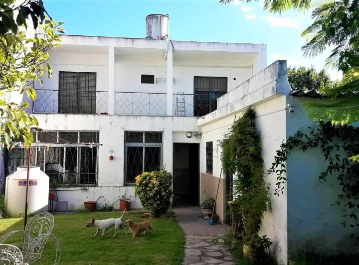 Casa · 268m² · 4 Ambientes · 1 Cochera