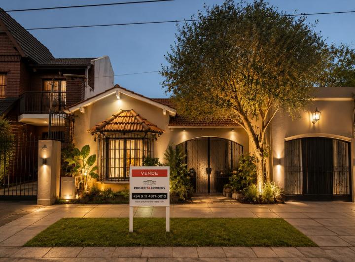 Casa · 165m² · 4 Ambientes · 1 Cochera