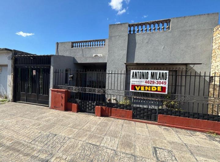 Casa · 140m² · 3 Ambientes · 3 Cocheras