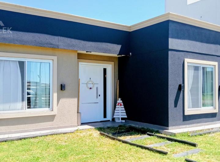 Casa · 72m² · 4 Ambientes