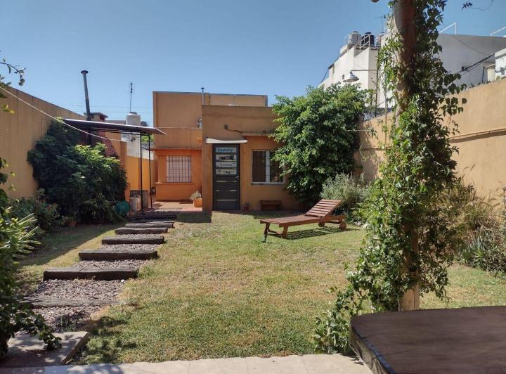 Casa · 212m² · 5 Ambientes · 3 Cocheras