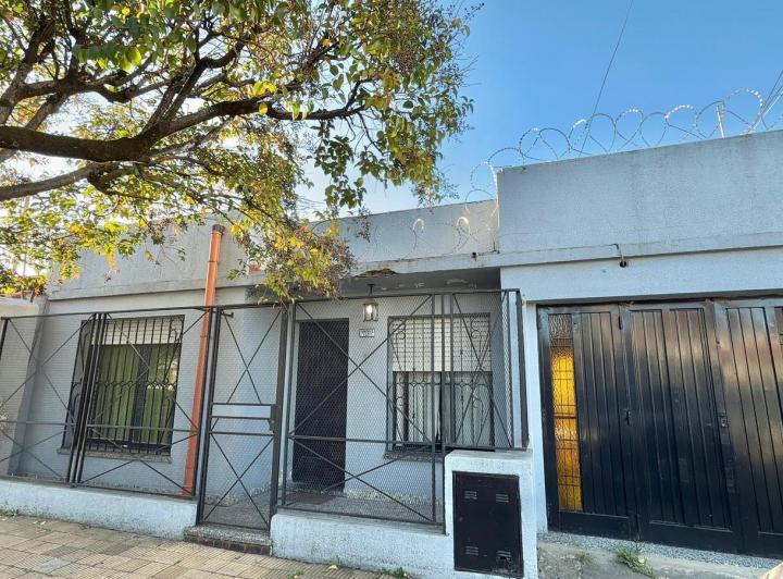 Casa · 109m² · 4 Ambientes · 1 Cochera