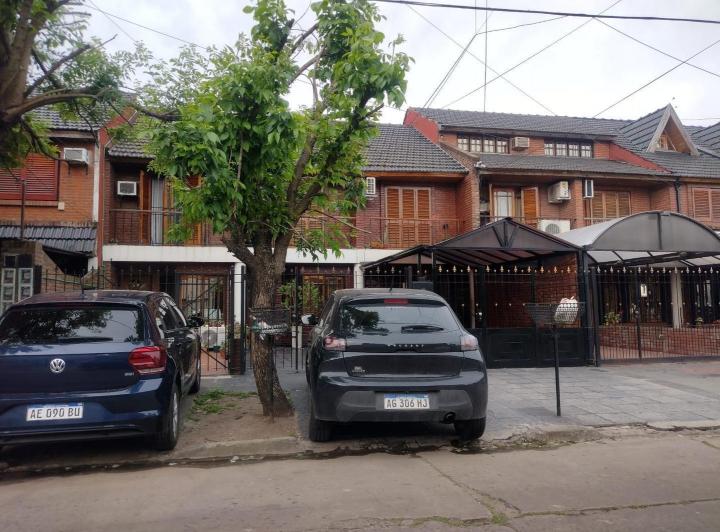 Casa · 75m² · 3 Ambientes · 1 Cochera