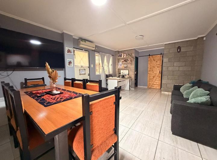 Casa · 64m² · 3 Ambientes · 1 Cochera