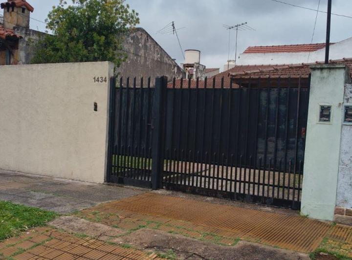 Casa · 100m² · 4 Ambientes · 1 Cochera