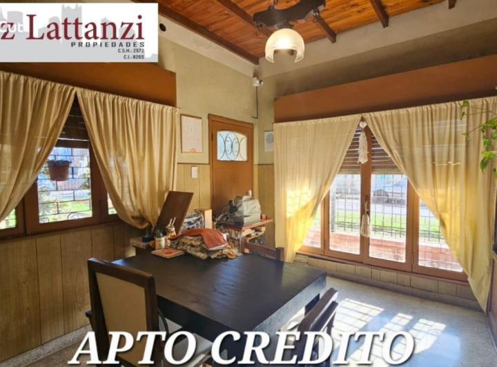 Casa · 145m² · 4 Ambientes · 1 Cochera