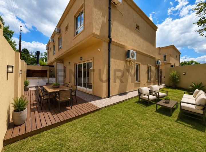 Casa · 132m² · 5 Ambientes · 1 Cochera
