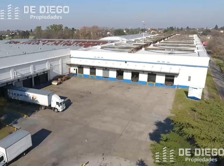 Depósito · 10675m²
