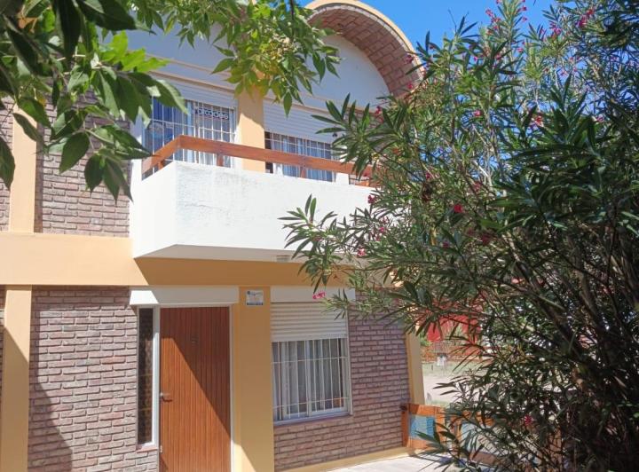 Casa · 58m² · 3 Ambientes · 1 Cochera
