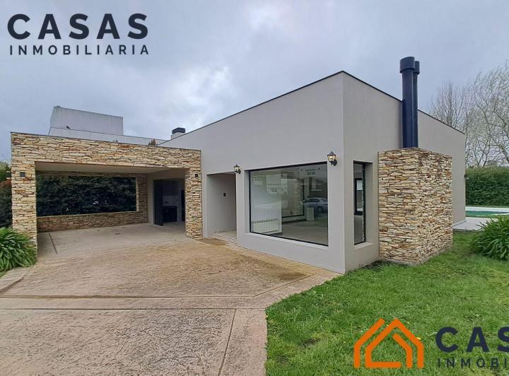 Casa · 200m² · 4 Ambientes · 3 Cocheras