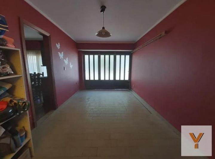 Casa · 90m² · 4 Ambientes · 1 Cochera
