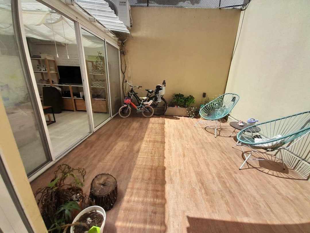 VENTA DPTO 3 AMBIENTES CABALLITO CON PATIO