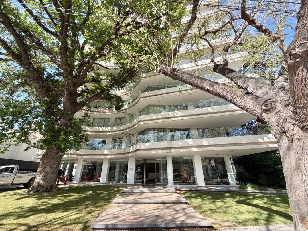 Departamento en Venta Edificio El Bosque Bombal
