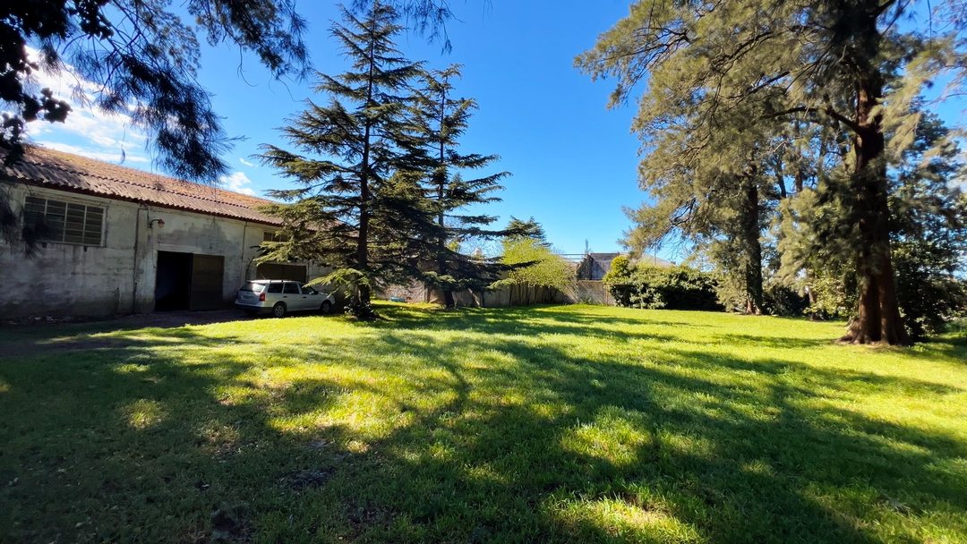 VENTA GALPON CON TERRENO 2613 M2 PARQUE PALERMO