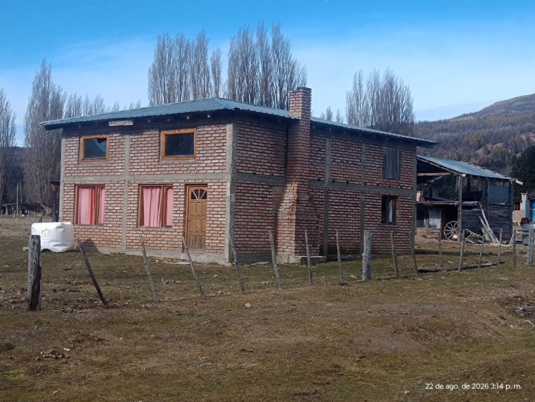 VILLA LAGO RIVADAVIA-1 HECTAREA