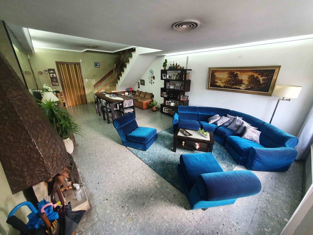 VENTA VILLA MAIPU CASA 6 AMBIENTES JARDIN GARAGE