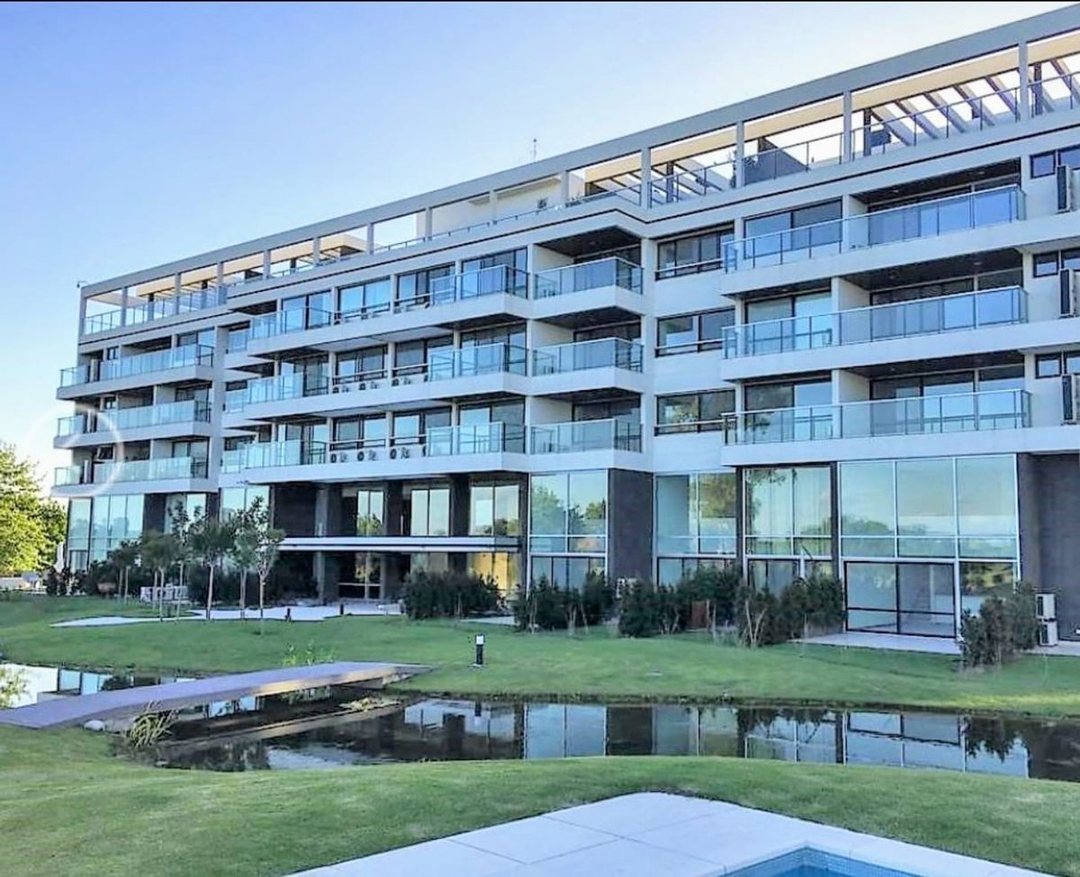 VENTA DEPARTAMENTO MONOAMBIENTE  PILAR GOLF HILTON