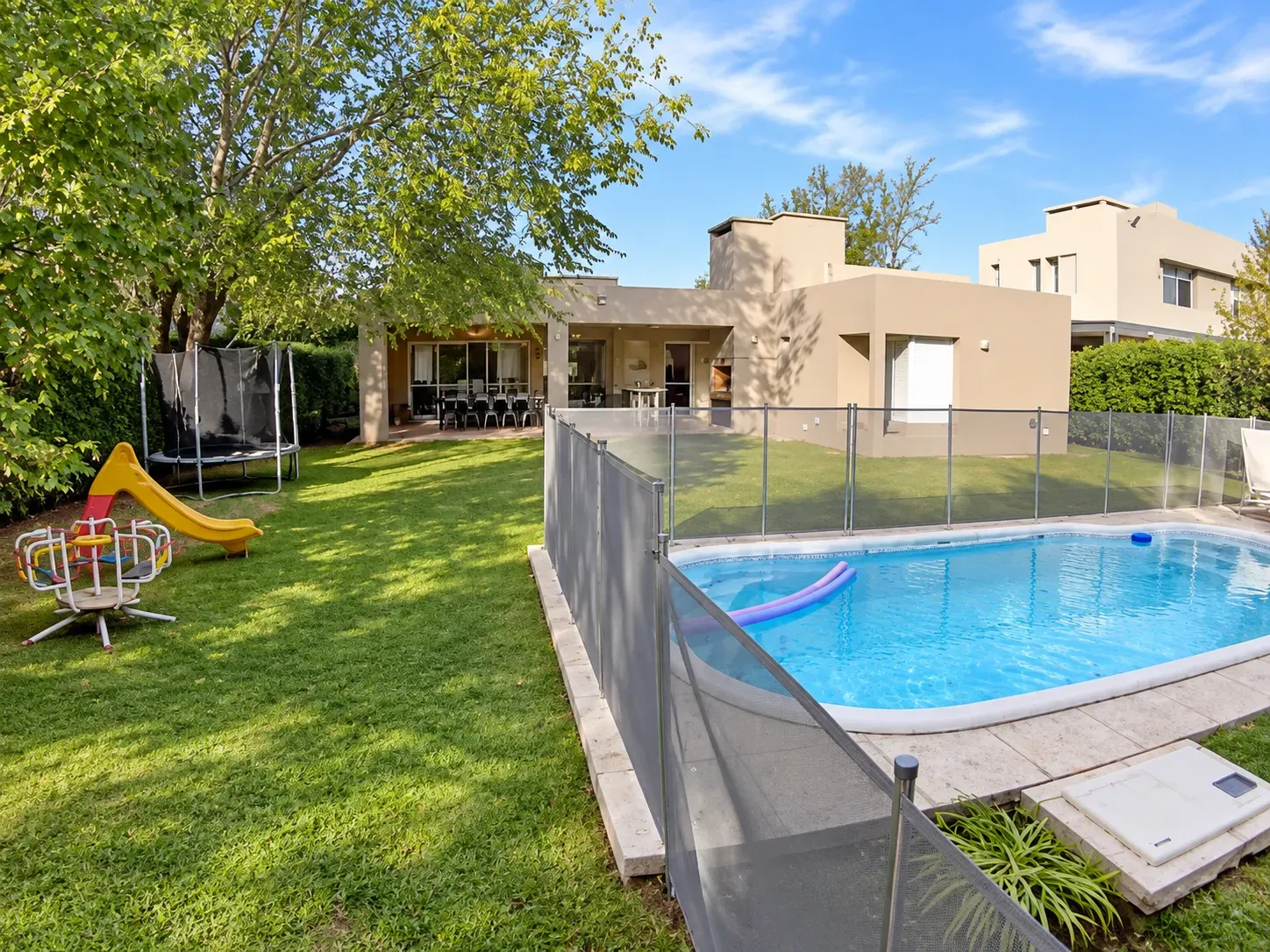 Casa en venta en una planta en venta en La Reserva , apta hipotecario