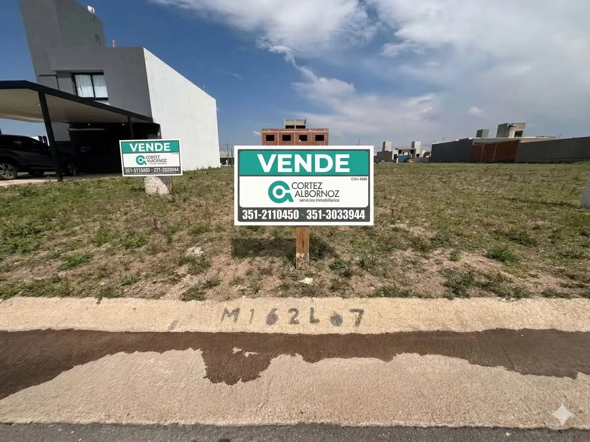 DOCTA AVENIDA  Lote en Venta Apto Duplex
